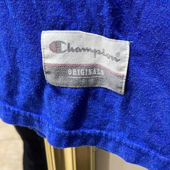 Champion T-shirt - Picture 2 of 3